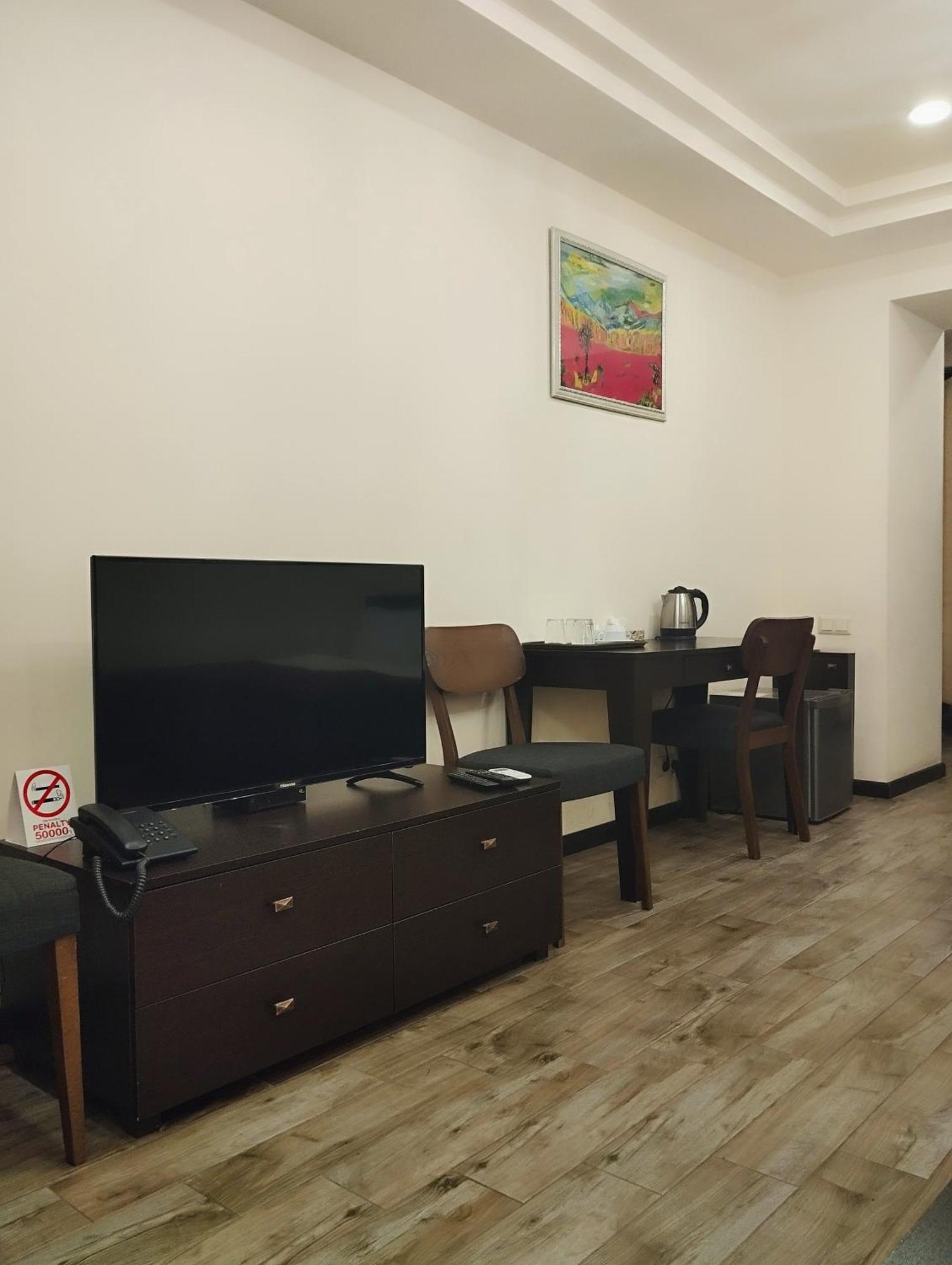 Boutique Living Hotel Jereván Kültér fotó