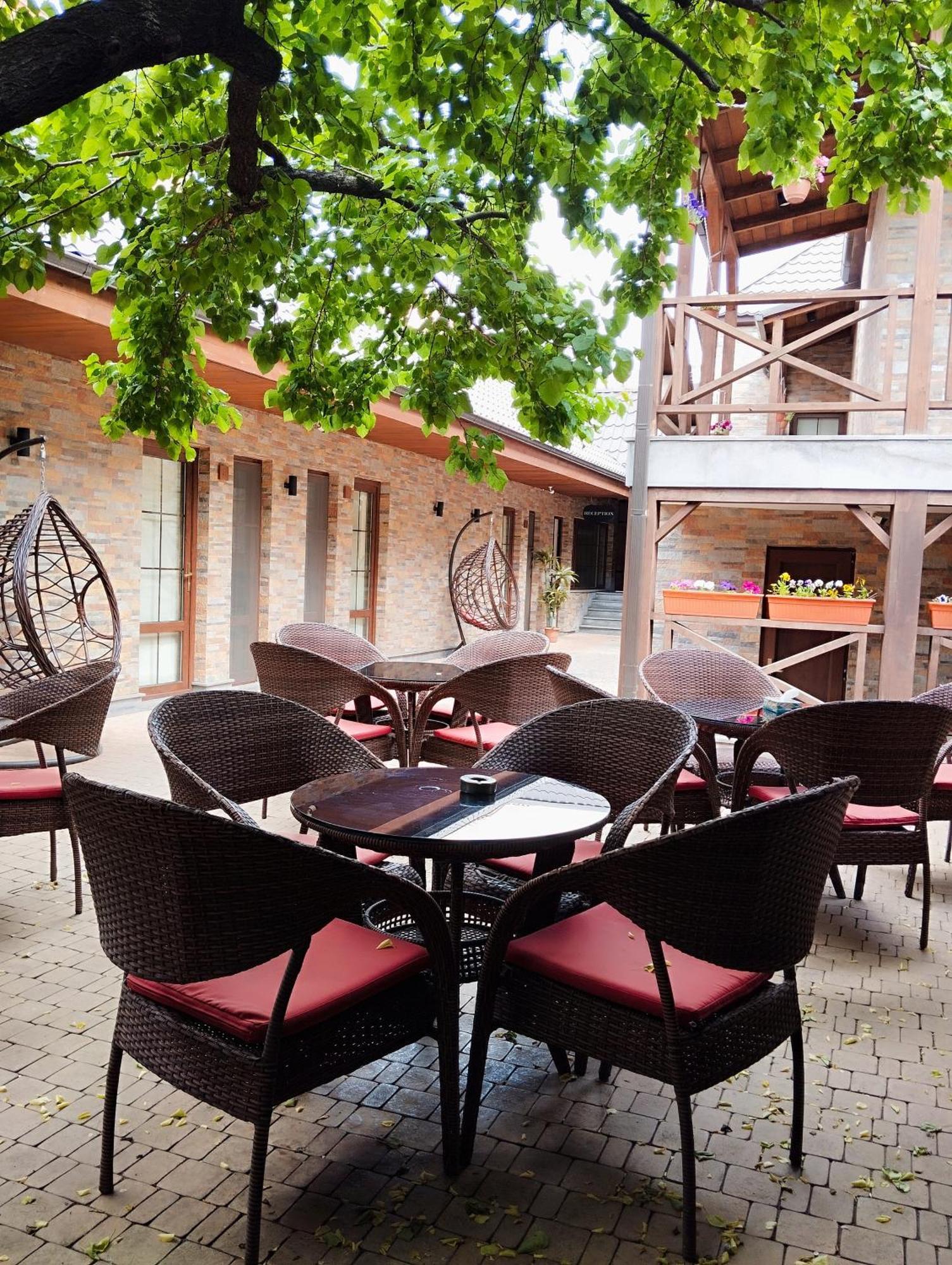 Boutique Living Hotel Jereván Kültér fotó